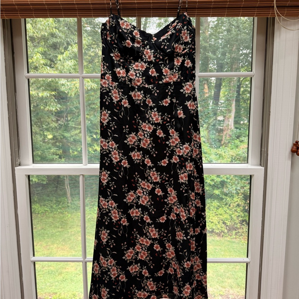 Astr The Label Satin Bustier Black Floral Midi Dress - Picture 6 of 8